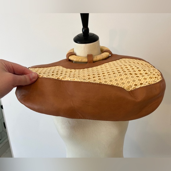 Women’s shoulder bag straw brown tan round handle cinch close universal thread - Picture 5 of 11